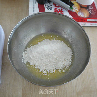 电饭锅做小蛋糕的做法步骤:4