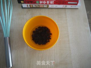 电饭锅做小蛋糕的做法步骤：1