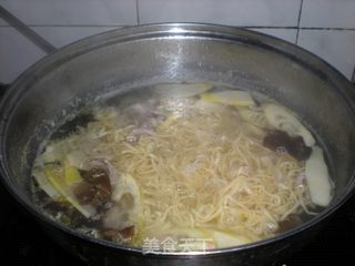 春笋肉丝面的做法步骤:17