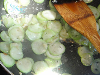 可爱小蜜蜂便当的做法步骤:5
