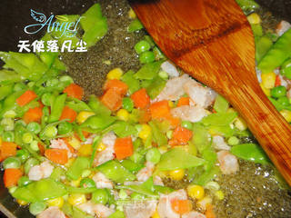 太阳花蛋包饭的做法步骤:5