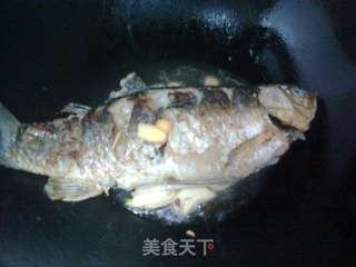 酱焖鲫鱼的做法步骤:4