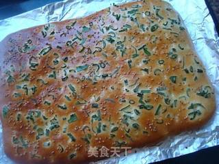 烤饼吃出面包味——香葱面包饼的做法步骤：9