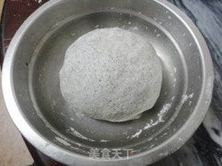 黑芝麻馒头卷的做法步骤:3