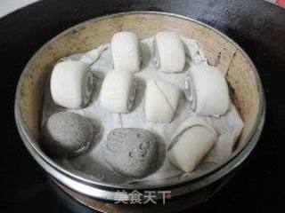 黑芝麻馒头卷的做法步骤:11