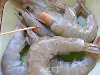 吃到连手指都要吮干净的异国美味—泰式咖喱虾的做法步骤:4