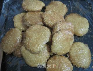 简单易做又好吃的芝麻酥的做法步骤:11