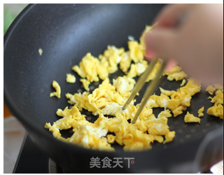 让减肥的人都能多吃一碗的——菠萝饭的做法步骤:3