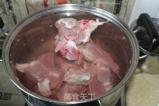 手抓羊肉的做法步骤:2
