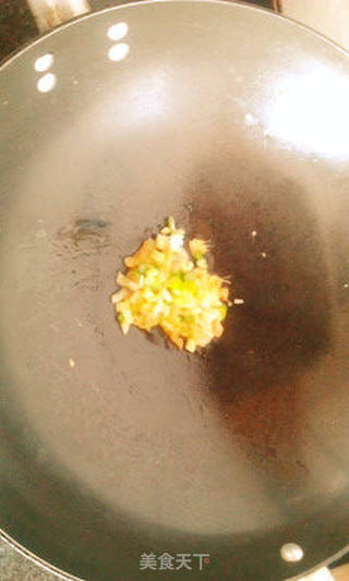 小太阳蛋炒饭的做法步骤:5
