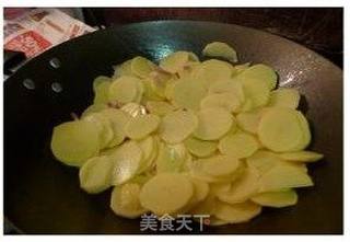 法式“家常菜”—奶香培根焗土豆 gratin dauphinois的做法步骤:5