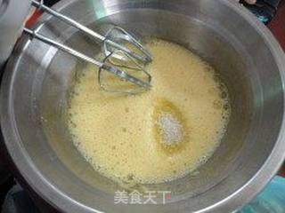 电饭锅版----老式海绵蛋糕的做法步骤:3