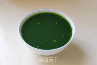 令人如沐春风、翠绿怡人的【苜蓿菜汁饼】(绝无任何添加剂)的做法步骤:2
