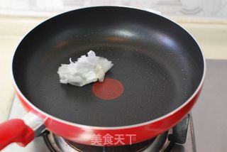 令人如沐春风、翠绿怡人的【苜蓿菜汁饼】(绝无任何添加剂)的做法步骤:11