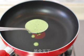 令人如沐春风、翠绿怡人的【苜蓿菜汁饼】(绝无任何添加剂)的做法步骤:12