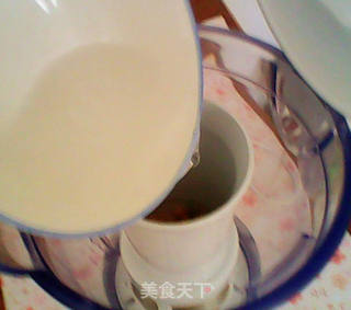 首战搅拌机豆浆——健康早餐豆浆的做法步骤:6