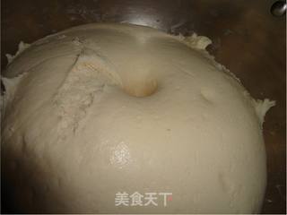 牛肉酸菜包的做法步骤：2
