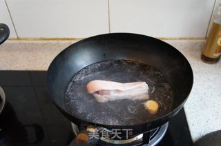 中式肉夹馍的做法步骤：1