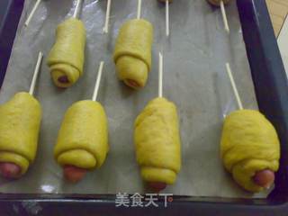 咖喱棒棒小面包的做法步骤:5