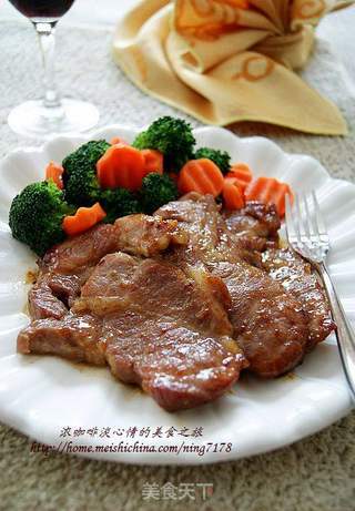 让厨房新手赚足面子的宴客西餐—香煎梅花肉(另附2款快速煎肉餐)的做法步骤:9