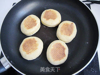 红糖香蕉饼的做法步骤:8