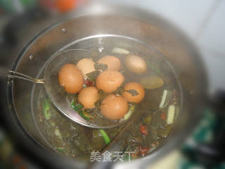 五香茶叶蛋的做法步骤:5