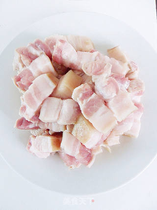 【香糯无比,入口即化】 美味红烧肉的做法步骤:2