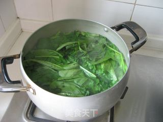 排骨菠菜汤的做法步骤:6