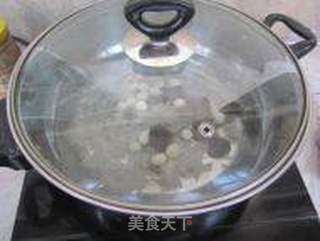 银耳莲子红枣汤的做法步骤:5
