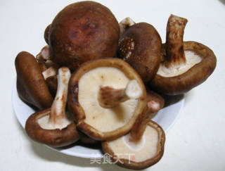 香菇油菜的做法步骤:2