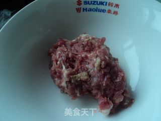 猪肉煎饺的做法步骤：1