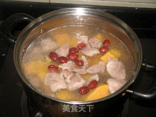 木瓜瘦肉汤的做法步骤：3
