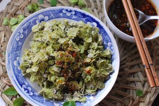 又到了吃【榆钱儿饭】的季节喽!的做法步骤:9