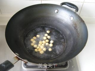 银耳木瓜养颜汤的做法步骤:2