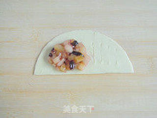 淡淡的紫色馅料—蓝莓什锦派的做法步骤:10
