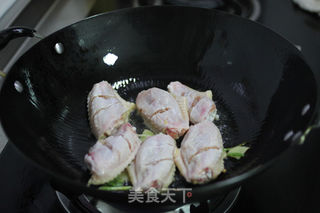 红烧鸡翅的做法步骤:5