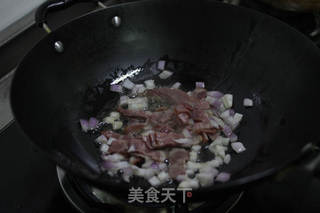 蒜辣烟肉意面的做法步骤:3