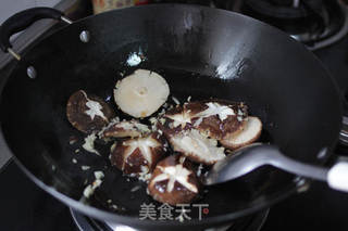蚝油香菇生菜的做法步骤:4