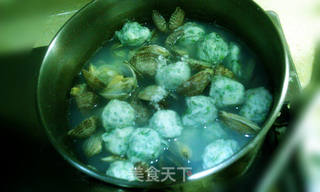 鲜的没得比蛤蜊荠菜鱼丸汤的做法步骤:14