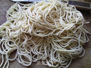 新疆牛肉炒面的做法步骤：7