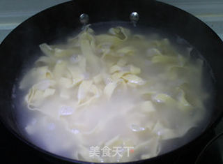 就爱吃手工面--洋葱炒宽面的做法步骤:9