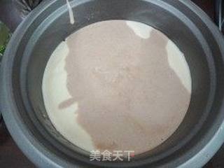 超详细--电饭锅版双色蛋糕的做法步骤:20