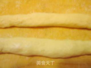 超软卡仕达酱餐包的做法步骤:8