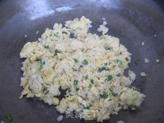 蛋炒饭的做法步骤：8