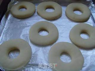 油炸面包圈的做法步骤:8