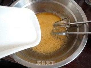 电饭锅版--蜂蜜海绵蛋糕的做法步骤:3
