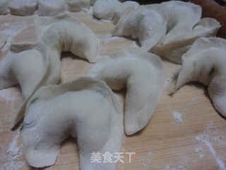 山菜猪肉水饺的做法步骤：10