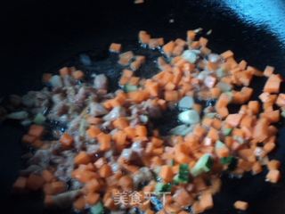 鸡肉蛋炒饭的做法步骤：5