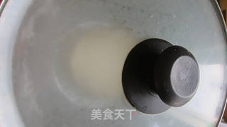 不用烤箱—— 芝麻小酥饼的做法步骤:2