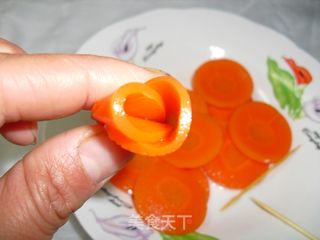 胡萝卜花的做法步骤：4
